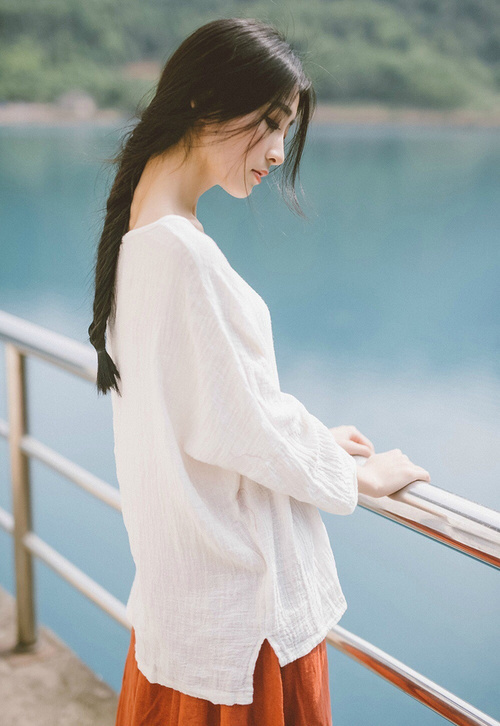 万乐天女子50米仰泳决赛夺冠有望,万乐天女子50米仰泳摘铜